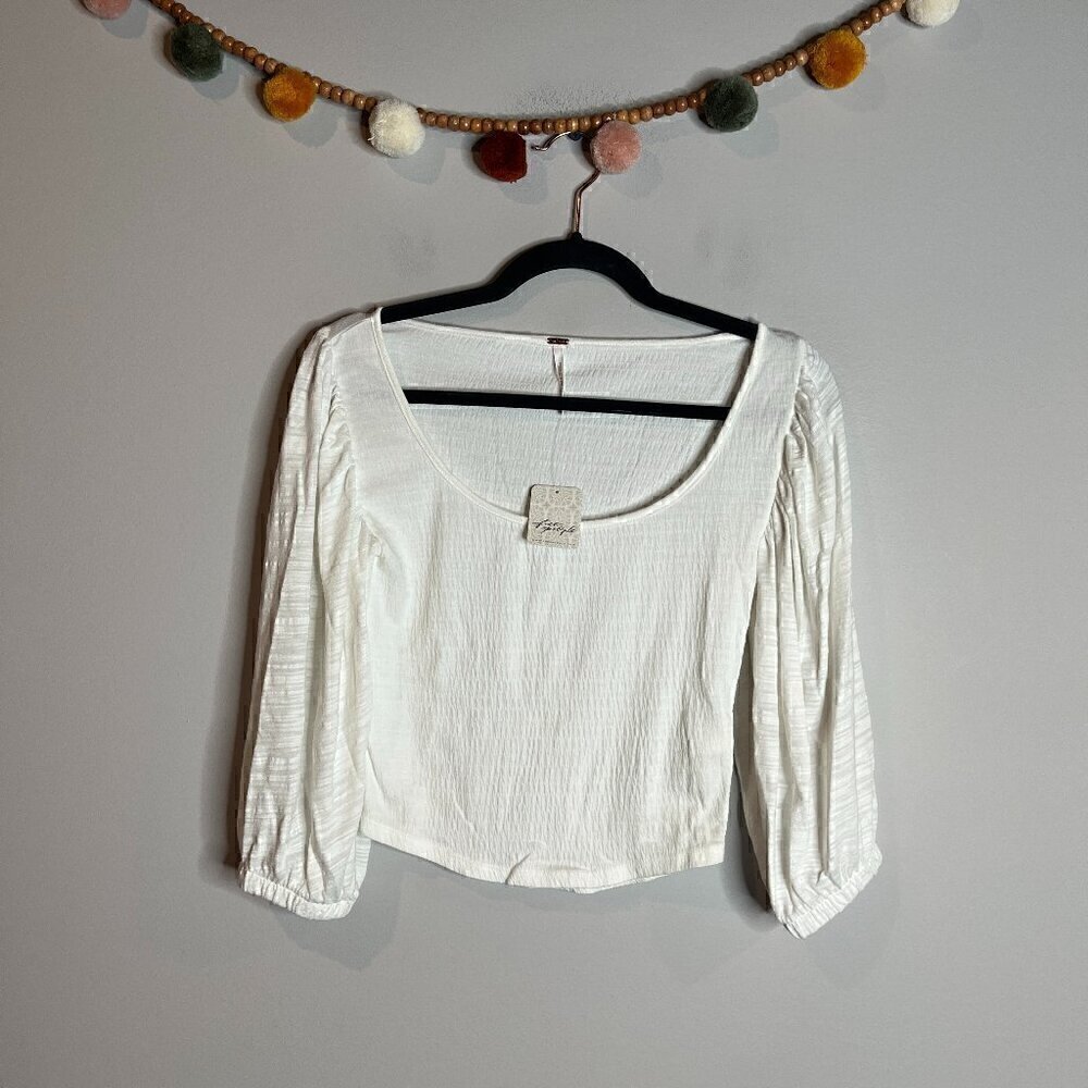 NWT Free People white smocked bishop sleeve top - Picture 2 of 7